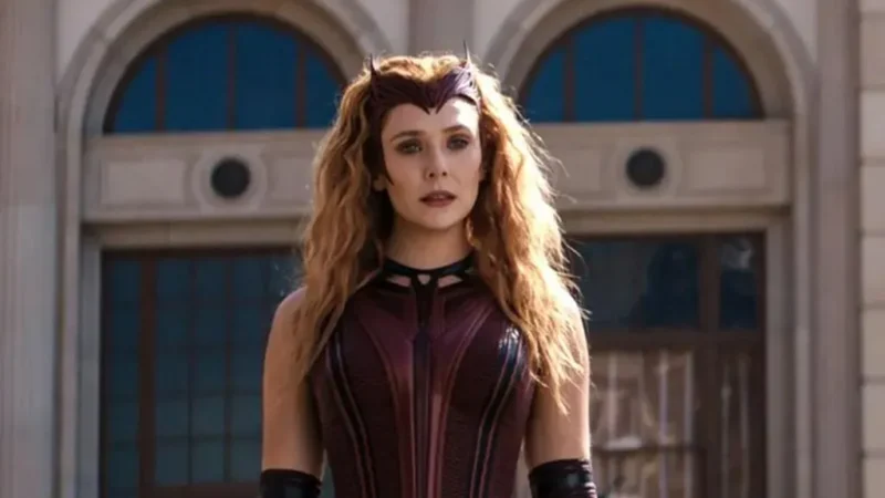 elizabeth olsen avengers movie trailer