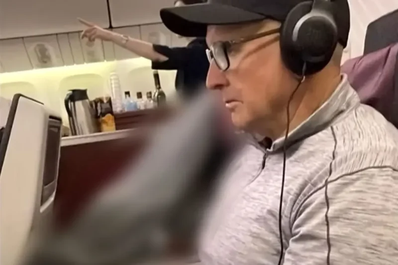 how airlines handle in flight deaths