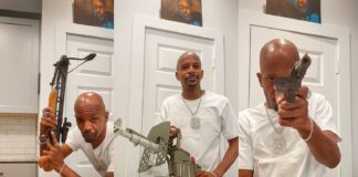 Charleston White Taunts Young Thug with Weapon Flex (2025) Charleston White updates his weapon collection