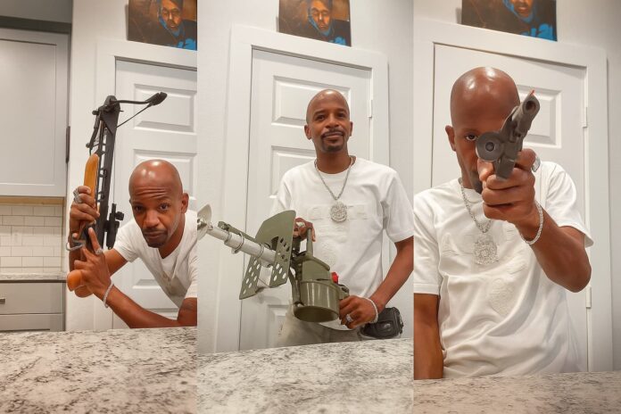 Charleston White updates his weapon collection