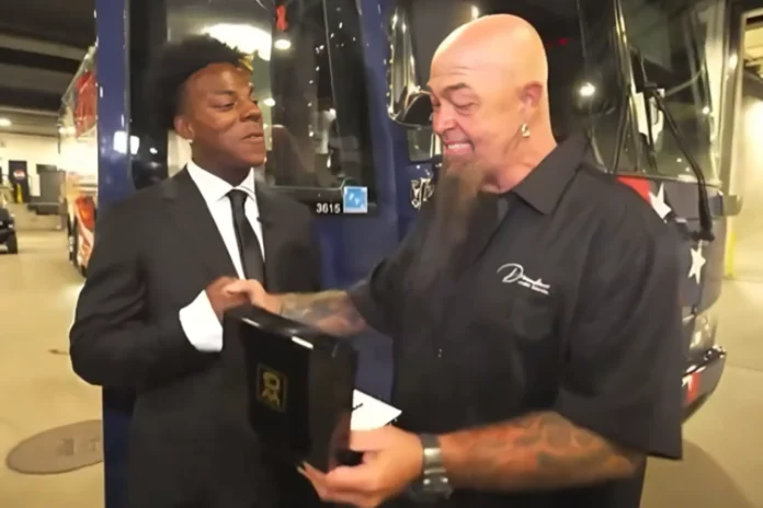 IShowSpeed gifts Rolex to bus driver
