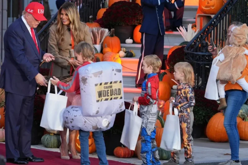White House Halloween child