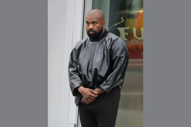 Kanye West apology news