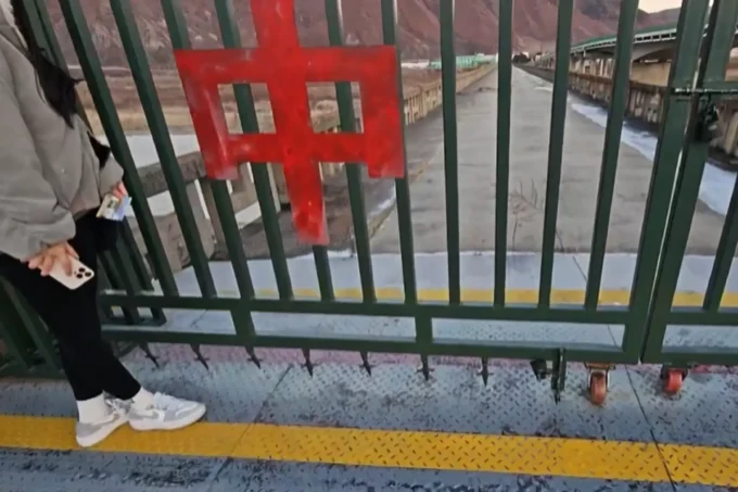 Streamer’s Journey Into North Korea Highlights Unexpected Ghost Town Reality