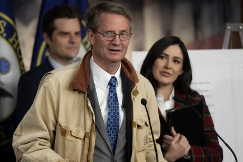 Congressman Floats ‘Alien Base’ Theory — Internet Reacts in Waves