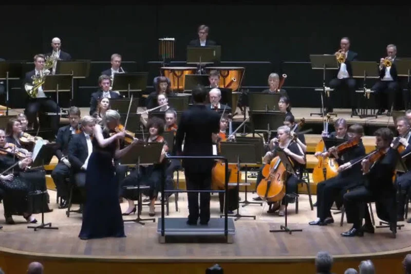 Matthew Halls Accidentally Strikes Soloist’s Violin During Bruch Concerto in Finland Concert Scare