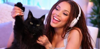 Doja Cat Names Her Cat Nicki Minaj Live on Twitch Stream Doja Cat calls cat Nicki Minaj