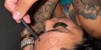 Blueface Draws on Sleeping Jaidyn Alexis’ Face: Video Surfaces Blueface Jaidyn Alexis drawing