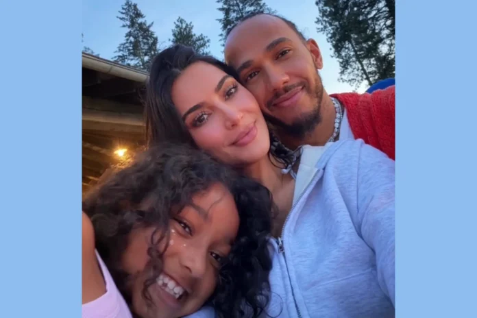 Kim Kardashian Lewis Hamilton selfie