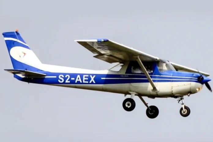 Student pilot lands plane