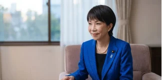 Japan PM Takaichi Lonely After Secretary Removes Cockroach — Viral Story Japan PM Takaichi lonely secretary cockroach