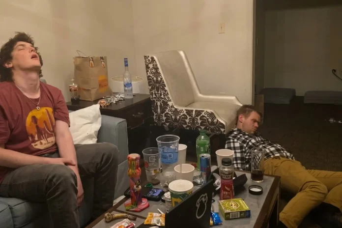streamer fentanyl relapse live stream