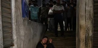 Female Streamer Jolly Says She Couldn’t Sleep on the Streets of Bangladesh Jolly streamer sleep streets Bangladesh night men staring