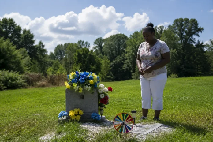 mother visits late son gravesite birthday what happened