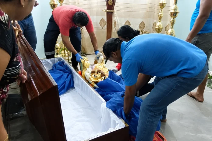 Guatemala girl wakes up inside coffin wake Yuleidy Ixcotoyac