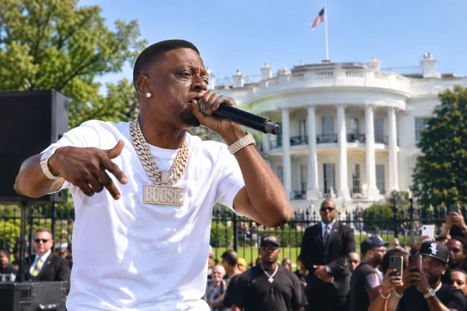 Boosie Badazz Spotted Performing Hit Anthem ‘Set It Off’ Outside the White House