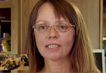 Woman Who Carried Live Bees in Handbag Endured Over 50,000 Stings in Bizarre Health Ritual Margaret bee stings handbag My Strange Addiction 50000 times
